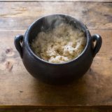 【簡単】土鍋ご飯の炊き方！基本とコツを詳しく解説＆玄米・炊き込みご飯のレシピまで